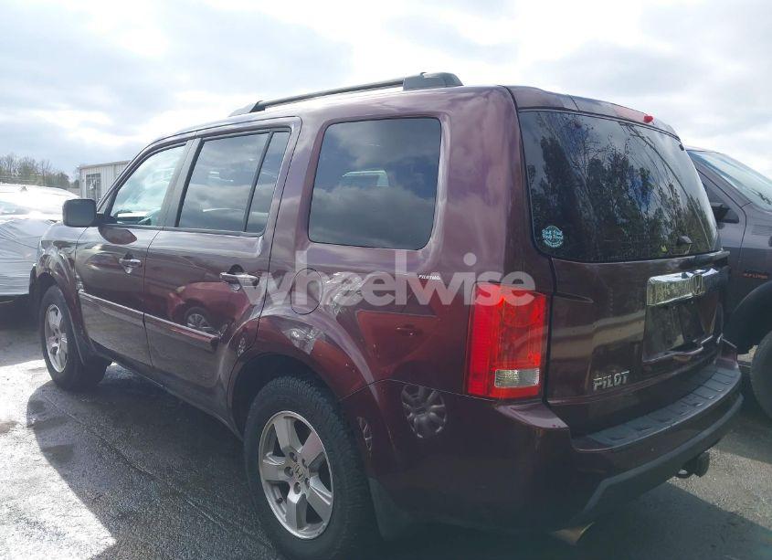 Photo 3 of 2011 Honda Pilot EX-L (VIN 5FNYF4H68BB089550)