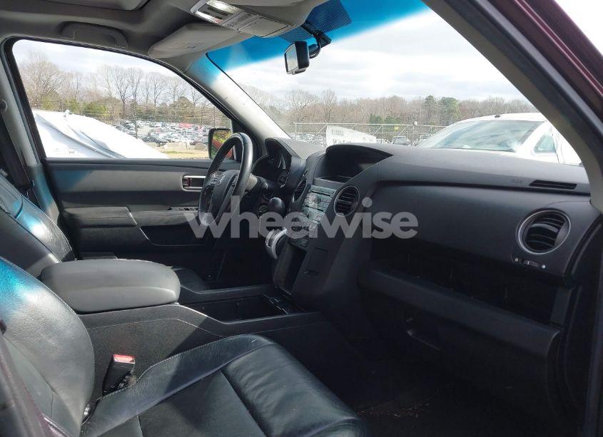 Photo 5 of 2011 Honda Pilot EX-L (VIN 5FNYF4H68BB089550)