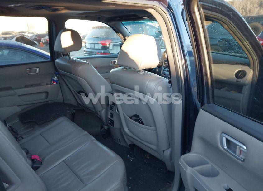 Photo 8 of 2012 Honda Pilot EX-L (VIN 5FNYF4H68CB002750)
