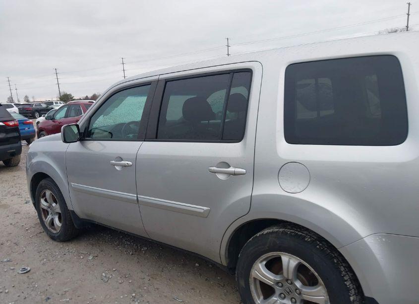 Photo 14 of 2012 Honda Pilot EX-L (VIN 5FNYF4H68CB008967)