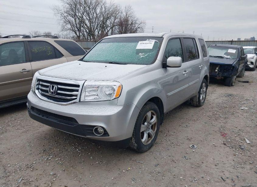 Photo 2 of 2012 Honda Pilot EX-L (VIN 5FNYF4H68CB008967)