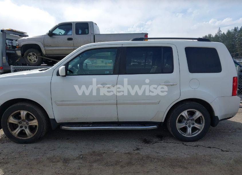 Photo 14 of 2013 Honda Pilot EX-L (VIN 5FNYF4H68DB036950)