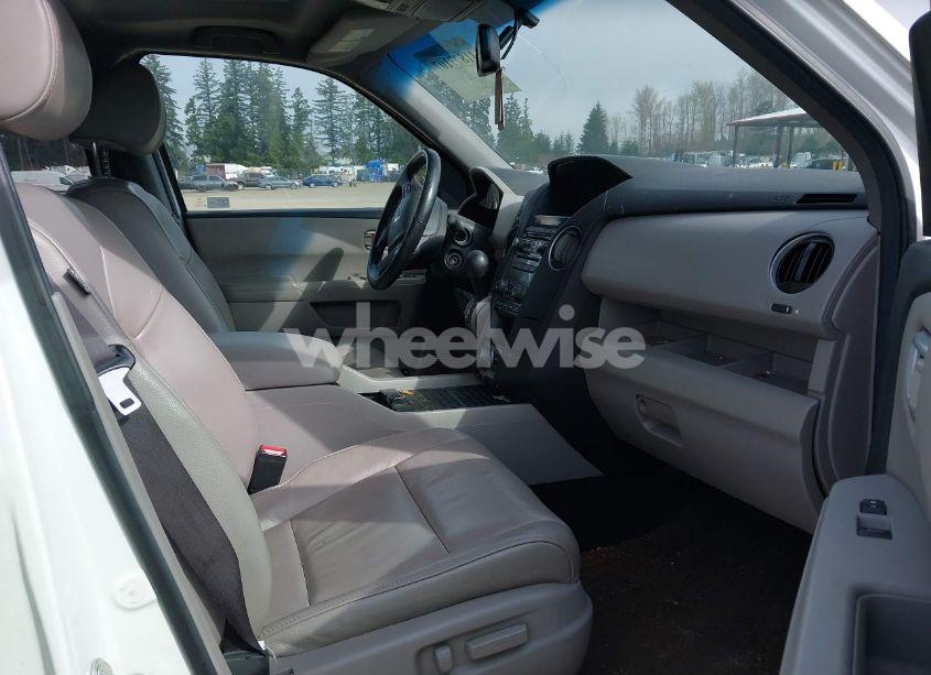 Photo 5 of 2013 Honda Pilot EX-L (VIN 5FNYF4H68DB036950)