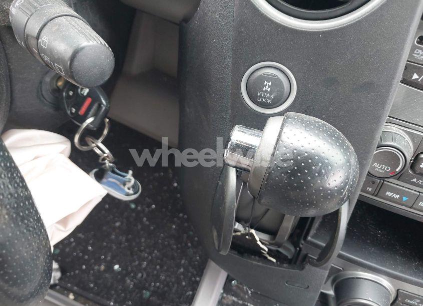 Photo 11 of 2015 Honda Pilot EX-L (VIN 5FNYF4H68FB042332)