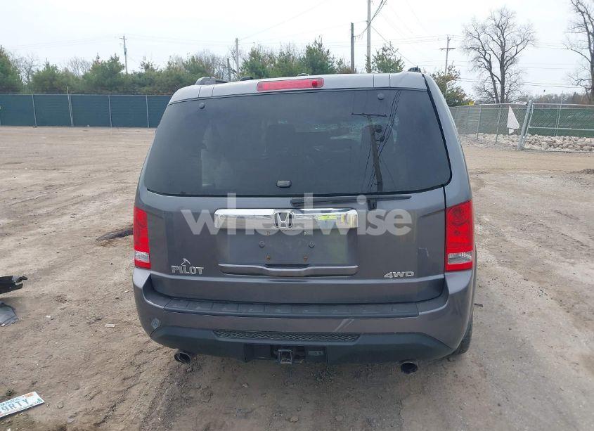 Photo 16 of 2015 Honda Pilot EX-L (VIN 5FNYF4H68FB042332)