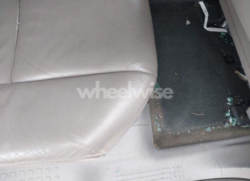 Photo 8 of 2015 Honda Pilot EX-L (VIN 5FNYF4H68FB042332)