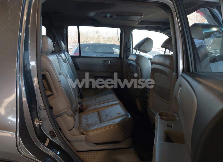 Photo 8 of 2011 Honda Pilot EX-L (VIN 5FNYF4H69BB029860)