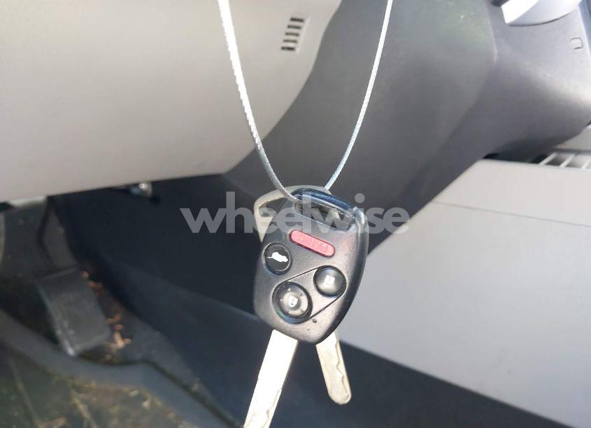 Photo 11 of 2011 Honda Pilot EX-L (VIN 5FNYF4H69BB072076)