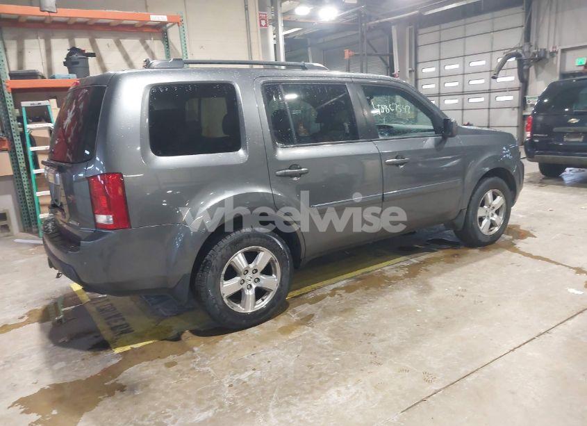 Photo 4 of 2011 Honda Pilot EX-L (VIN 5FNYF4H69BB081179)