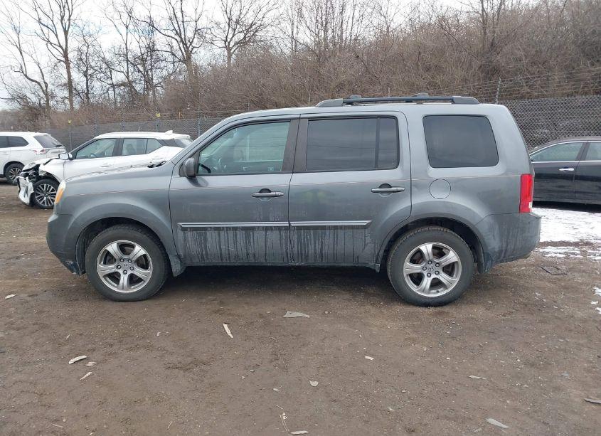 Photo 15 of 2012 Honda Pilot EX-L (VIN 5FNYF4H69CB046658)