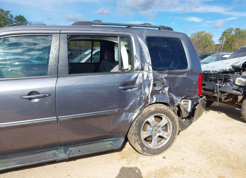 Photo 6 of 2015 Honda Pilot EX-L (VIN 5FNYF4H6XFB008196)