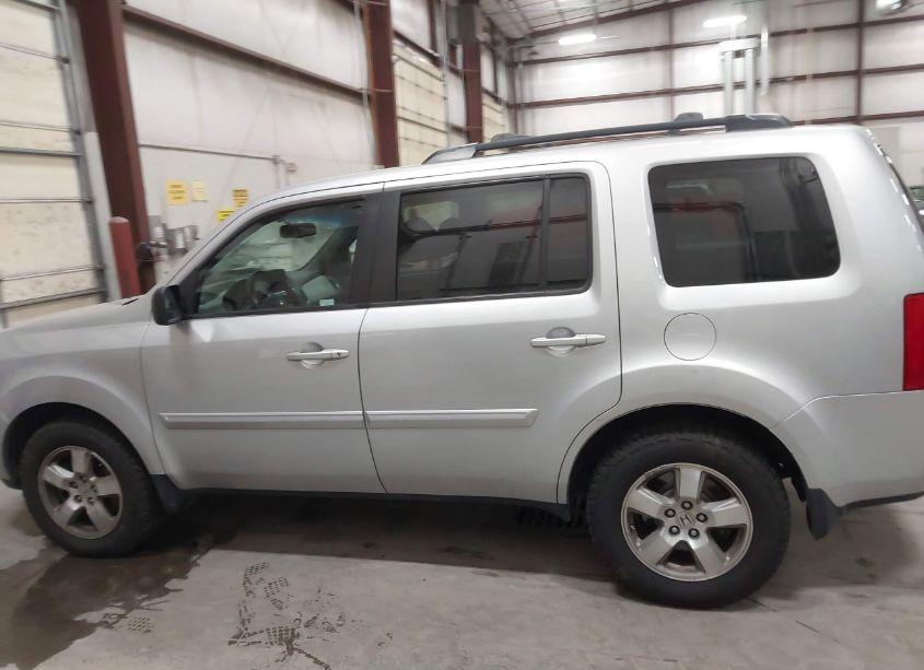 Photo 14 of 2011 Honda Pilot EX-L (VIN 5FNYF4H70BB012924)