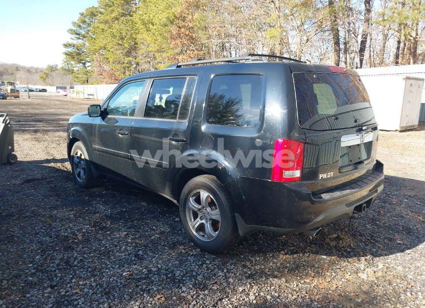 Photo 3 of 2012 Honda Pilot EX-L (VIN 5FNYF4H70CB047738)