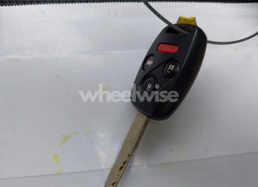 Photo 11 of 2011 Honda Pilot EX-L (VIN 5FNYF4H71BB084862)