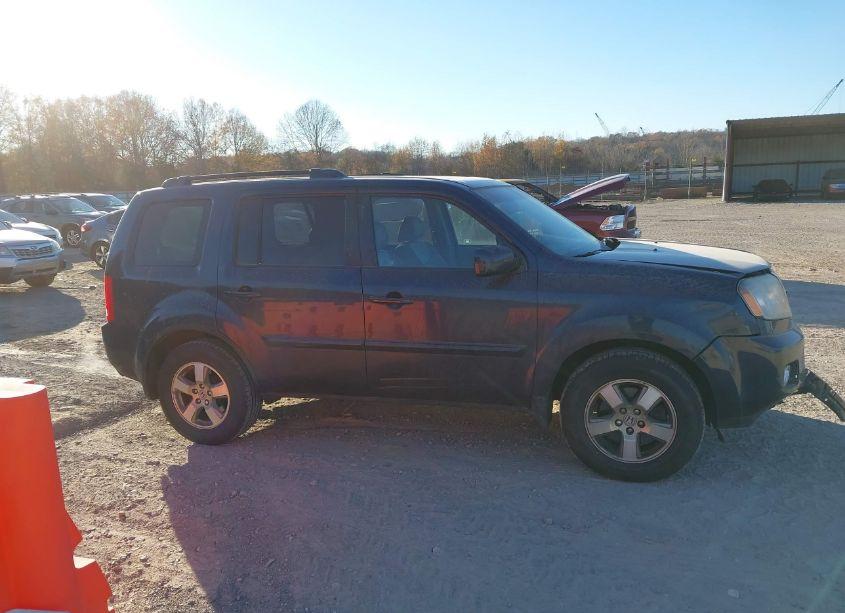 Photo 13 of 2011 Honda Pilot EX-L (VIN 5FNYF4H71BB090581)