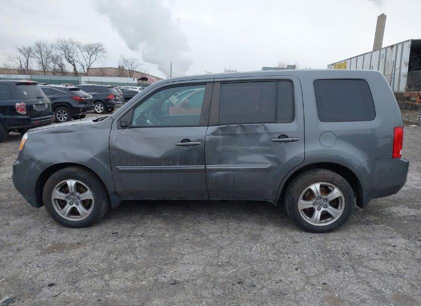 Photo 13 of 2013 Honda Pilot EX-L (VIN 5FNYF4H71DB004317)