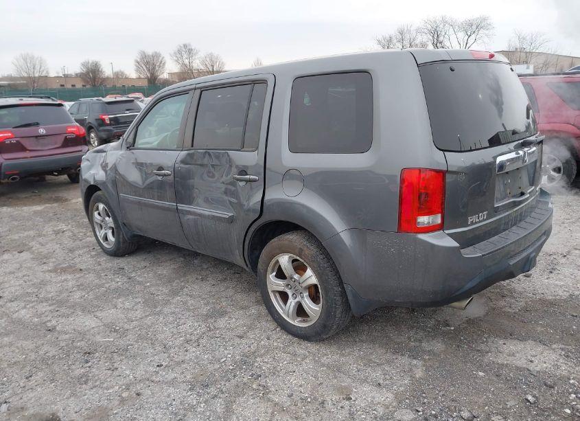 Photo 3 of 2013 Honda Pilot EX-L (VIN 5FNYF4H71DB004317)