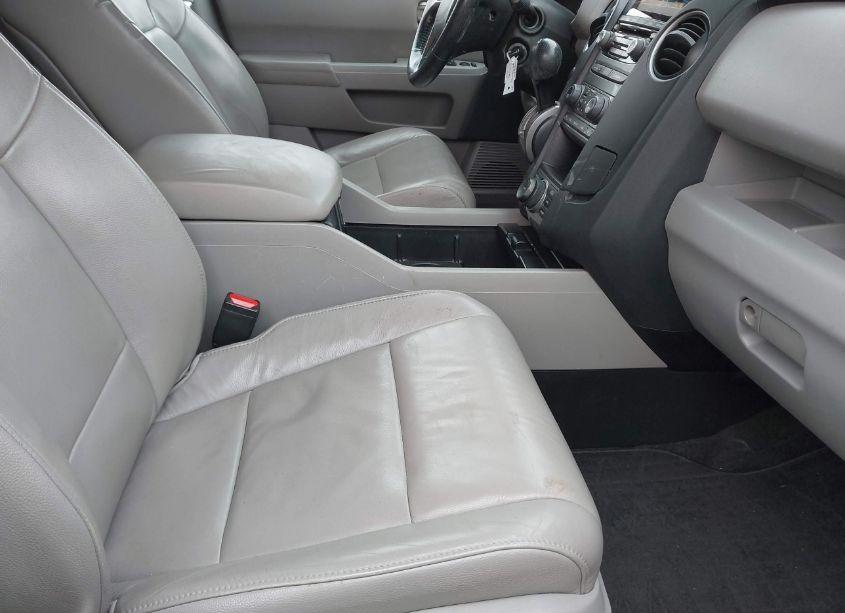 Photo 5 of 2013 Honda Pilot EX-L (VIN 5FNYF4H71DB004317)