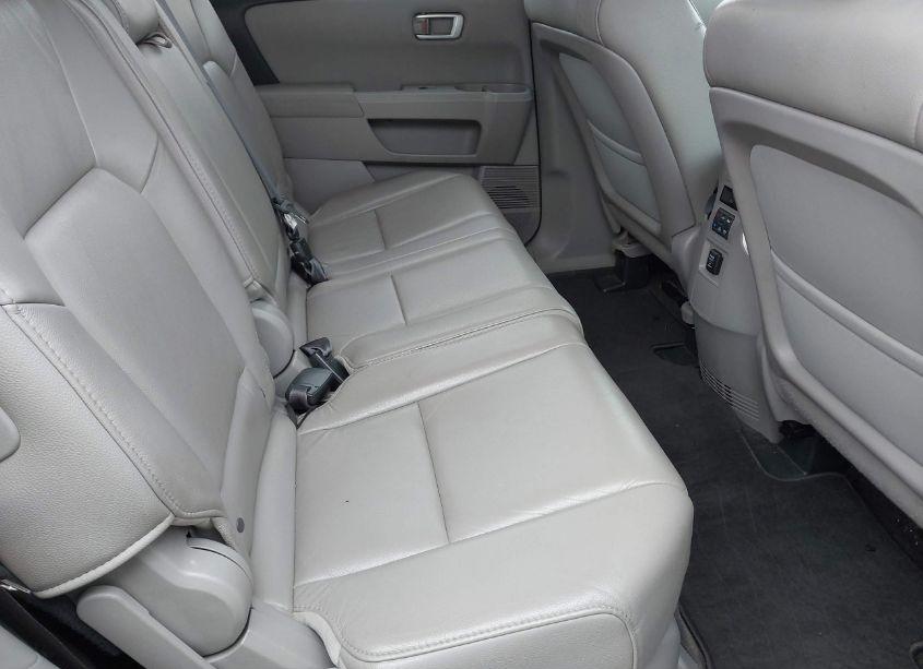 Photo 8 of 2013 Honda Pilot EX-L (VIN 5FNYF4H71DB004317)