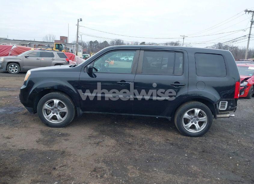 Photo 14 of 2013 Honda Pilot EX-L (VIN 5FNYF4H71DB021487)