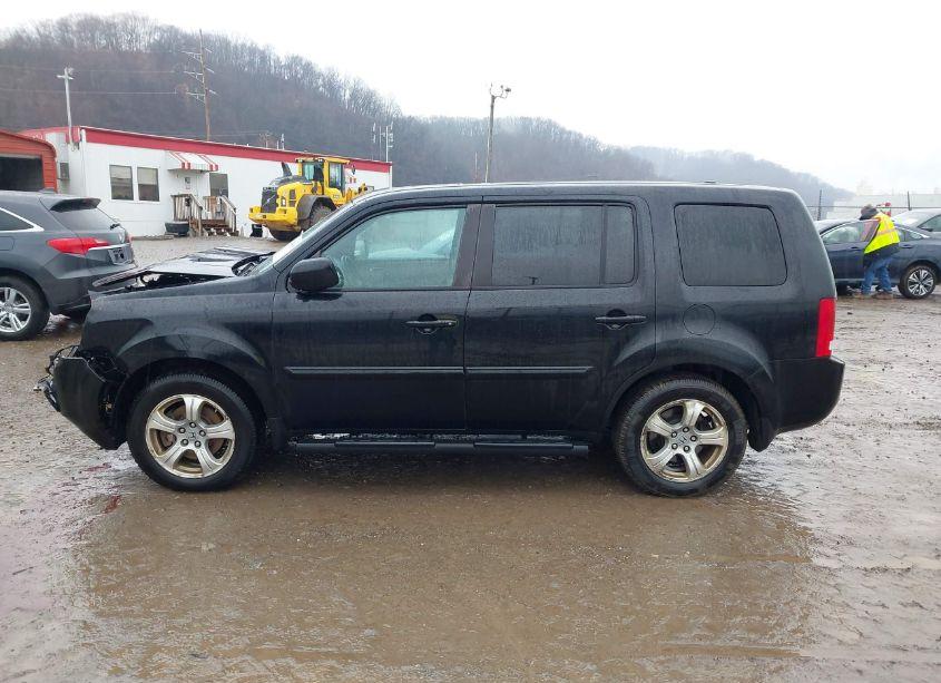 Photo 15 of 2014 Honda Pilot EX-L (VIN 5FNYF4H71EB021748)