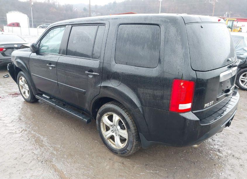 Photo 3 of 2014 Honda Pilot EX-L (VIN 5FNYF4H71EB021748)