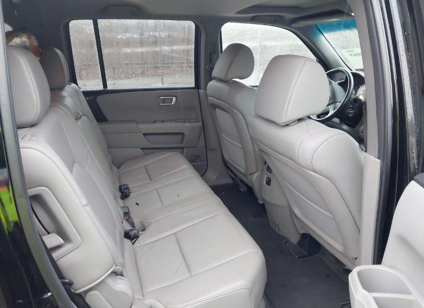 Photo 8 of 2014 Honda Pilot EX-L (VIN 5FNYF4H71EB021748)