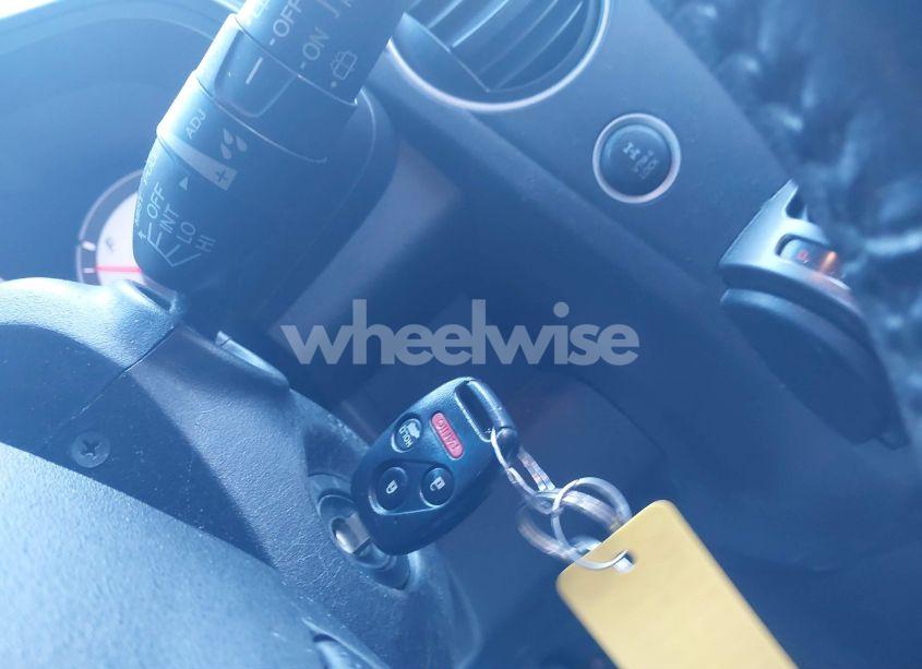 Photo 11 of 2015 Honda Pilot EX-L (VIN 5FNYF4H71FB017880)