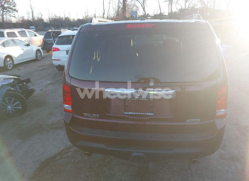 Photo 16 of 2015 Honda Pilot EX-L (VIN 5FNYF4H71FB017880)