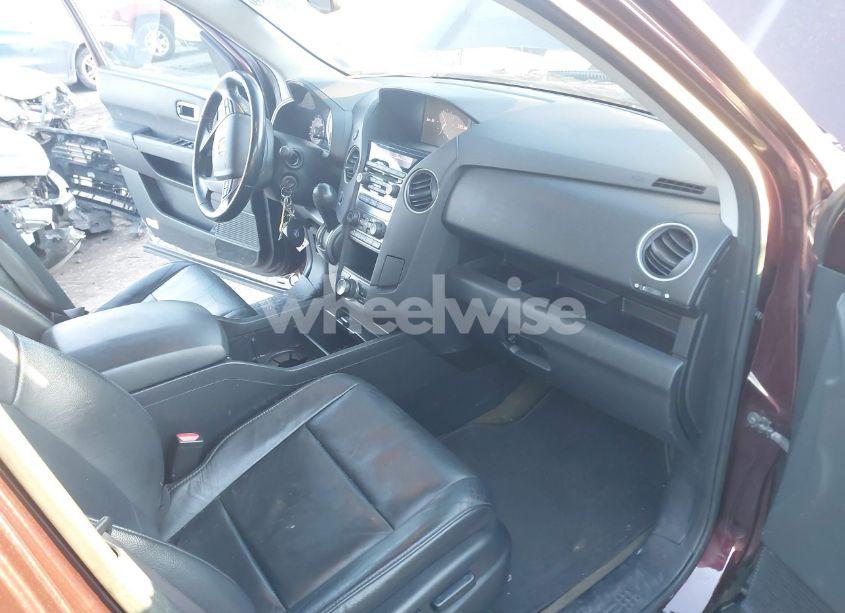 Photo 5 of 2015 Honda Pilot EX-L (VIN 5FNYF4H71FB017880)