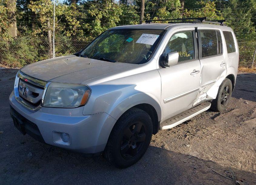 Photo 12 of 2011 Honda Pilot EX-L (VIN 5FNYF4H73BB057873)