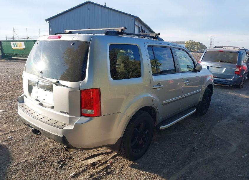 Photo 4 of 2011 Honda Pilot EX-L (VIN 5FNYF4H73BB057873)