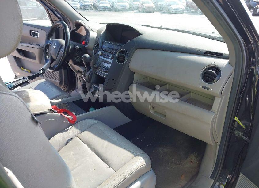 Photo 5 of 2012 Honda Pilot EX-L (VIN 5FNYF4H73CB007170)