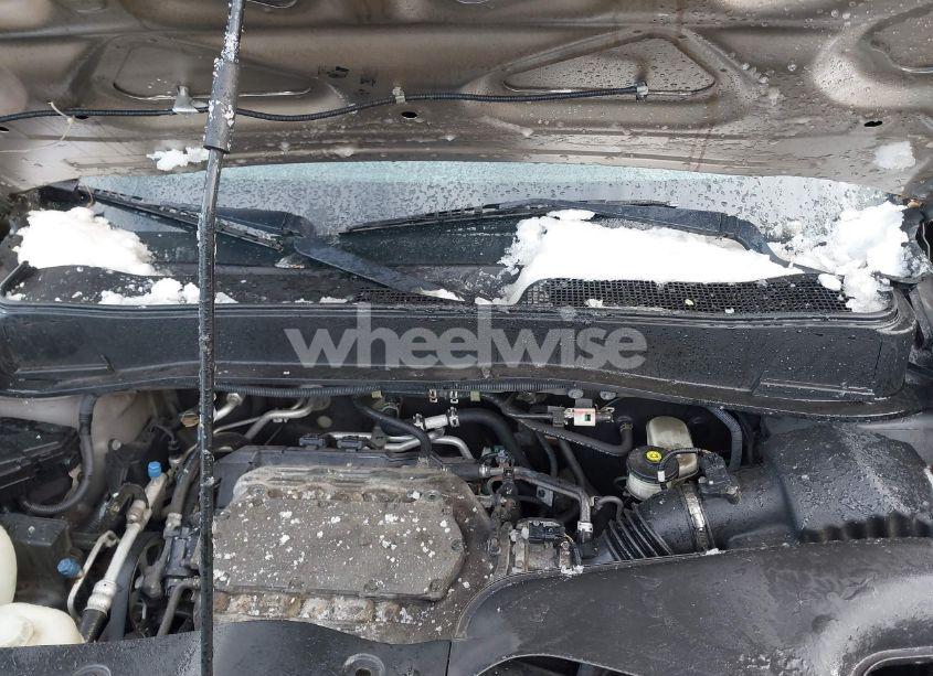 Photo 10 of 2011 Honda Pilot EX-L (VIN 5FNYF4H74BB020265)