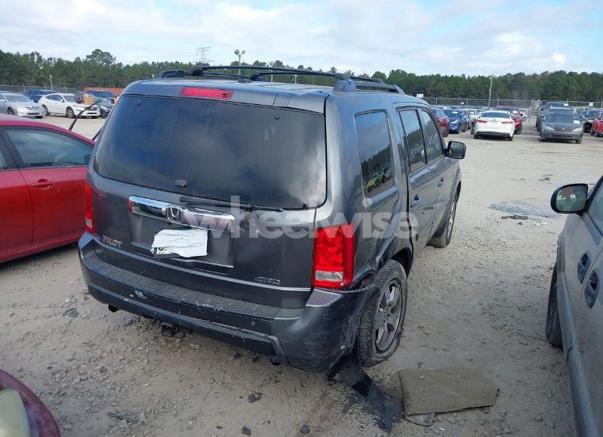 Photo 4 of 2011 Honda Pilot EX-L (VIN 5FNYF4H75BB018539)