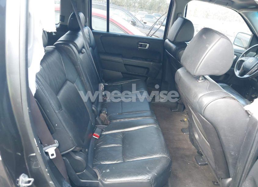 Photo 8 of 2011 Honda Pilot EX-L (VIN 5FNYF4H75BB018539)