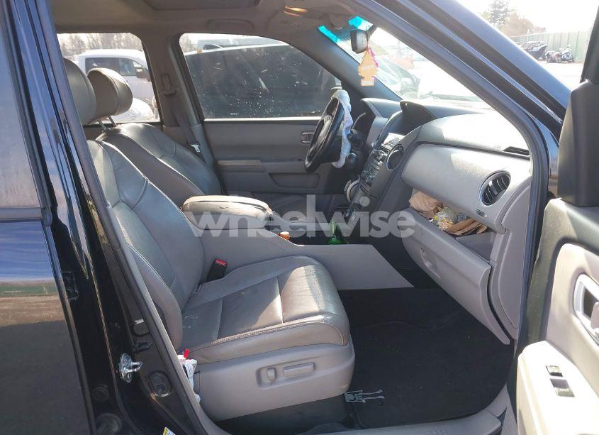 Photo 5 of 2012 Honda Pilot EX-L (VIN 5FNYF4H75CB017280)