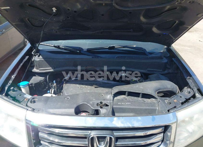 Photo 10 of 2013 Honda Pilot EX-L (VIN 5FNYF4H75DB002151)
