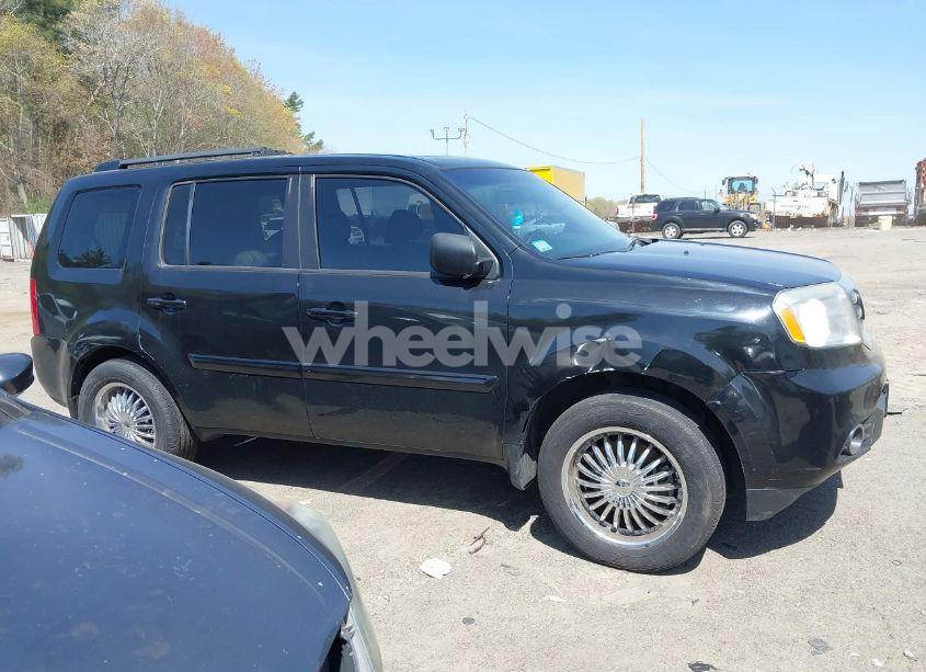 Photo 13 of 2013 Honda Pilot EX-L (VIN 5FNYF4H75DB002151)