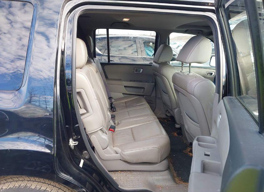 Photo 8 of 2014 Honda Pilot EX-L (VIN 5FNYF4H75EB007593)