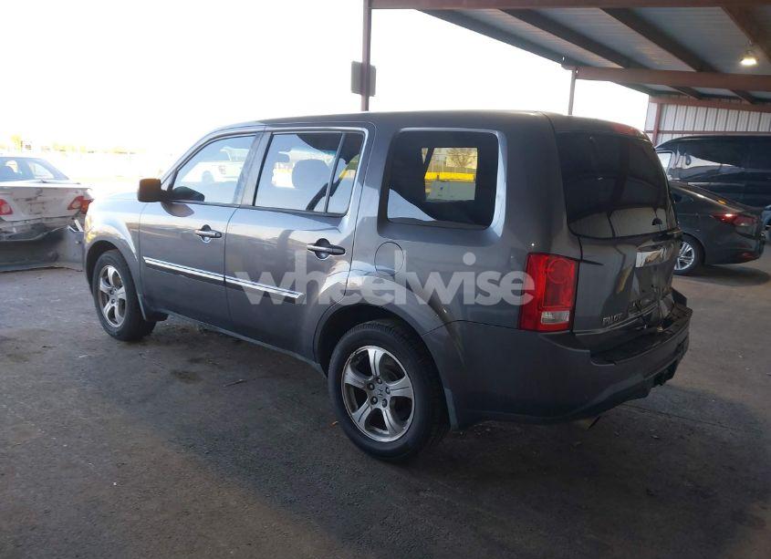 Photo 3 of 2014 Honda Pilot EX-L (VIN 5FNYF4H75EB034969)