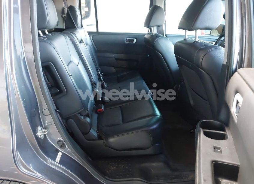 Photo 8 of 2014 Honda Pilot EX-L (VIN 5FNYF4H75EB034969)