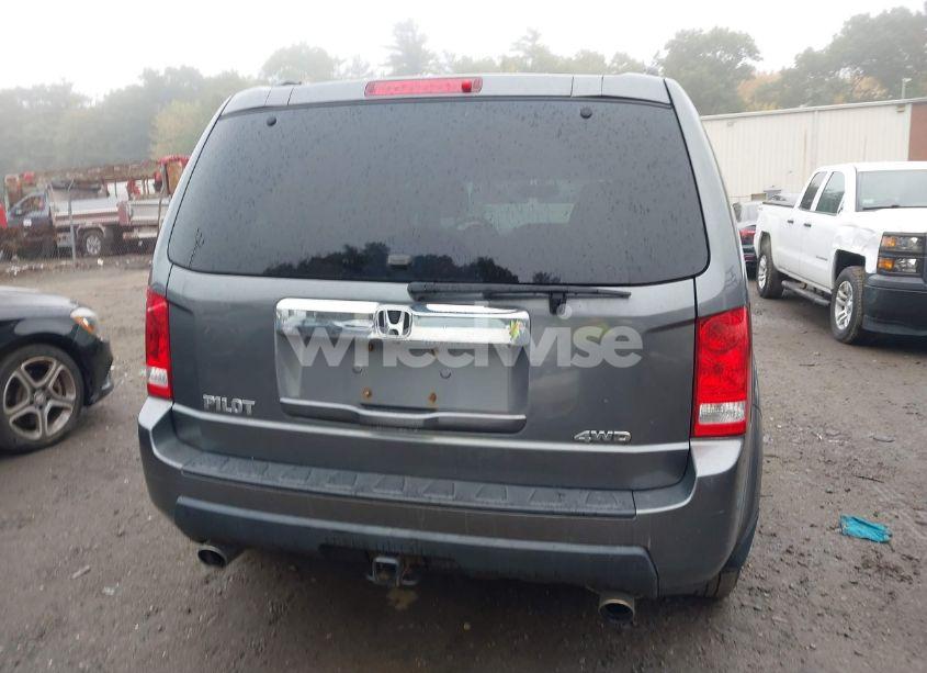 Photo 16 of 2011 Honda Pilot EX-L (VIN 5FNYF4H76BB012880)