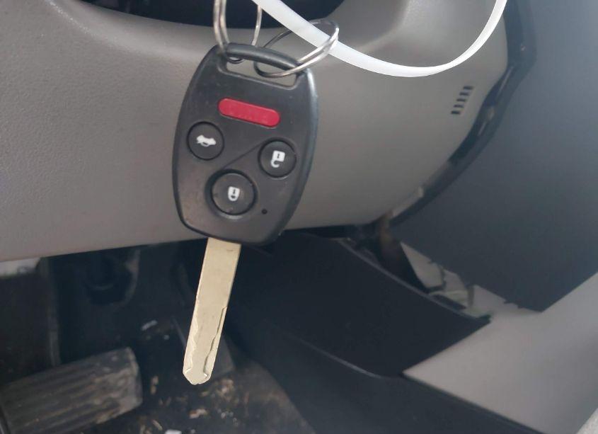 Photo 11 of 2011 Honda Pilot EX-L (VIN 5FNYF4H76BB023779)