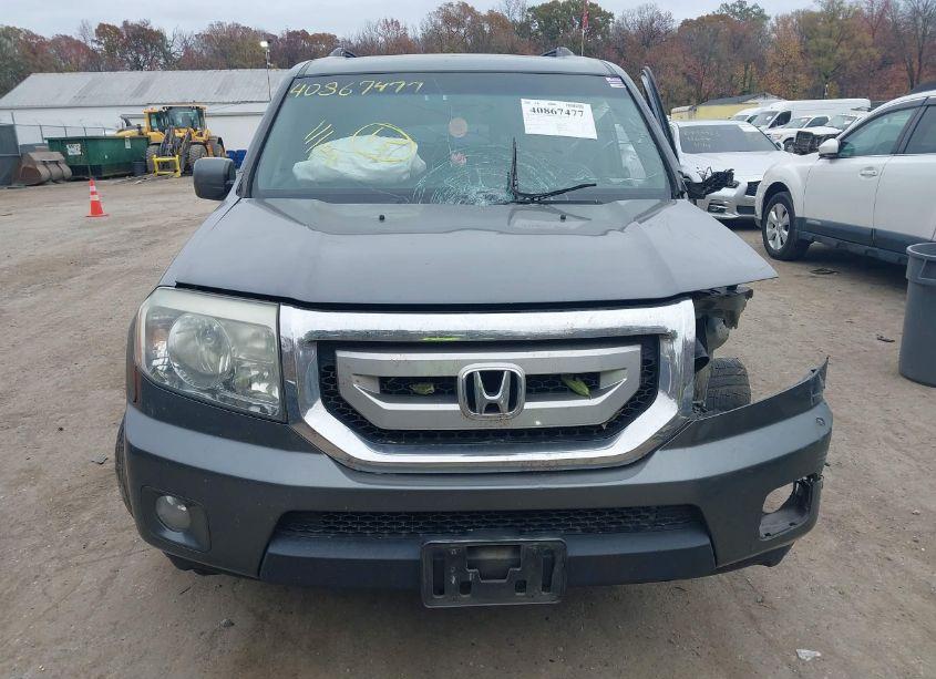 Photo 12 of 2011 Honda Pilot EX-L (VIN 5FNYF4H76BB023779)