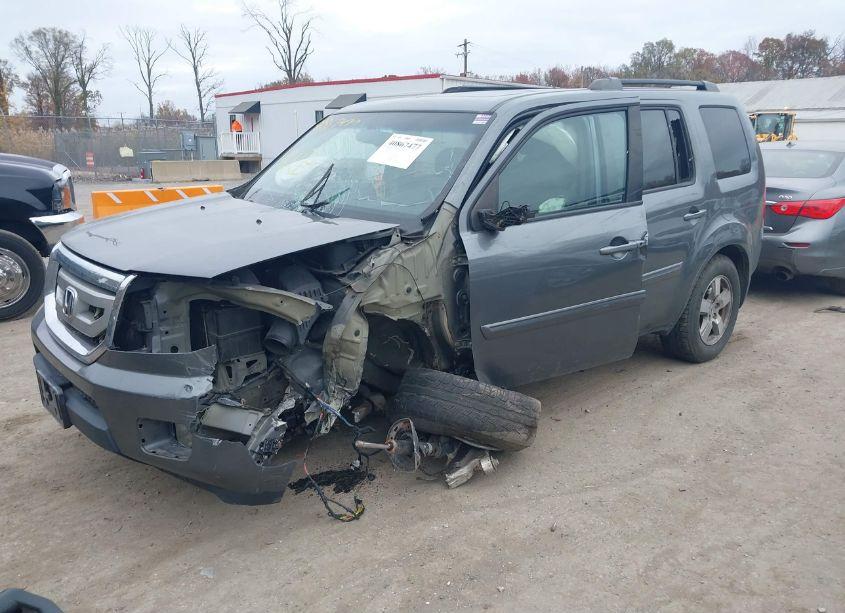 Photo 2 of 2011 Honda Pilot EX-L (VIN 5FNYF4H76BB023779)