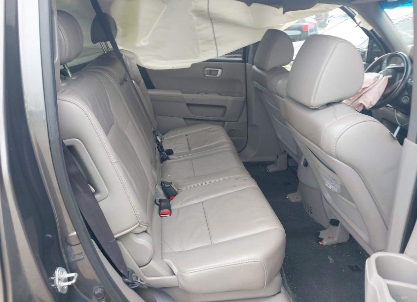 Photo 8 of 2011 Honda Pilot EX-L (VIN 5FNYF4H76BB023779)