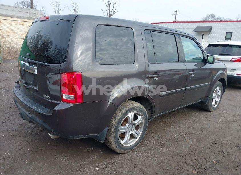 Photo 4 of 2013 Honda Pilot EX-L (VIN 5FNYF4H76DB016821)