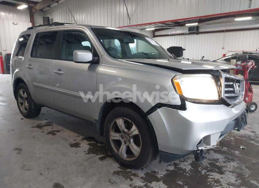 2013 Honda Pilot EX-L (VIN 5FNYF4H76DB067204) main photo