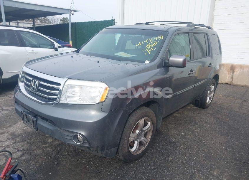 Photo 2 of 2012 Honda Pilot EX-L (VIN 5FNYF4H77CB011299)